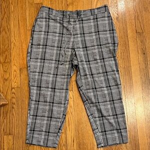 Ava & Viv 1X Women’s Black and White plaid dress Pants, Warm